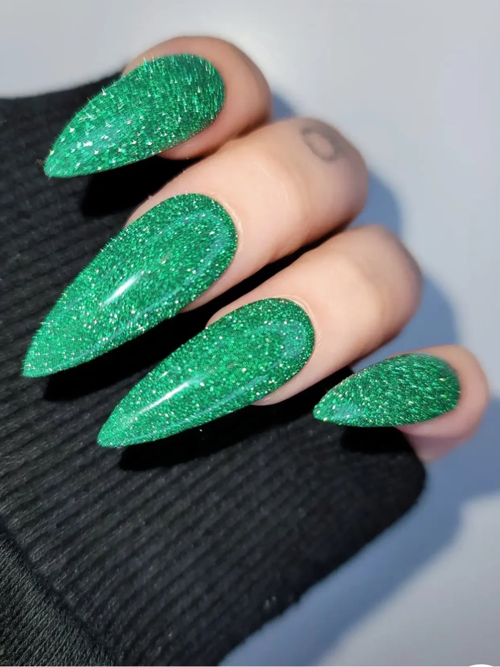 Glitter Green Almond Stiletto Press-On Nails 💅 Standard Size L
